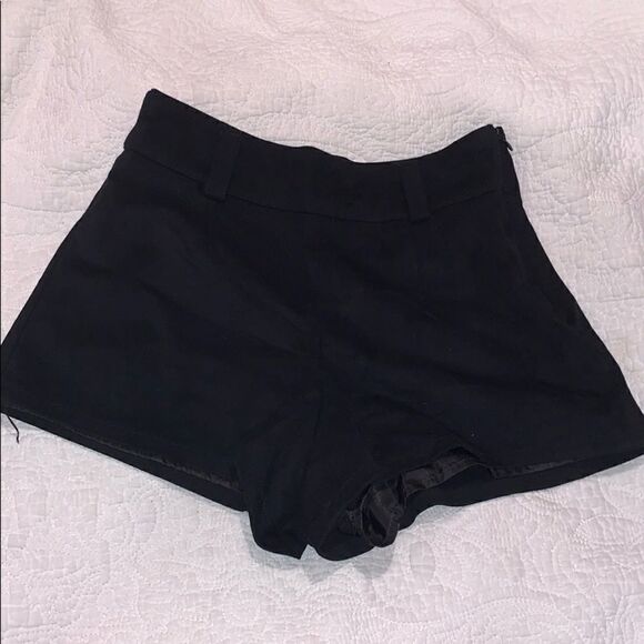 Black Suede Shorts Size XS/S - Picture 1 of 2